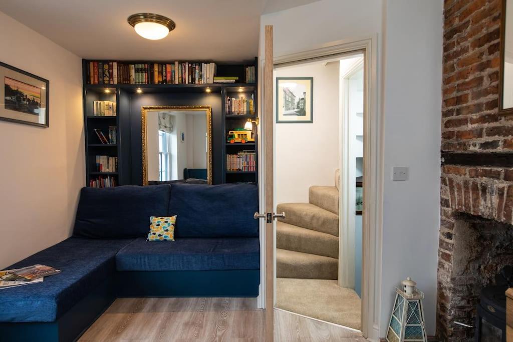 Herring Girl House - Harbourside Property, Sleeps 8 Scarborough Eksteriør bilde