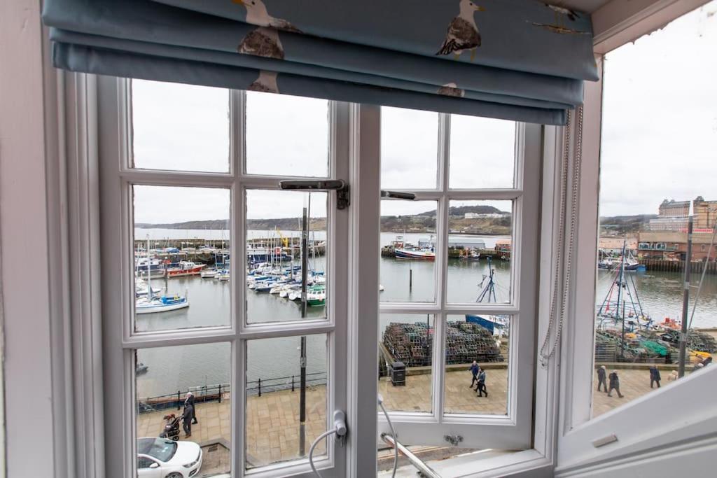 Herring Girl House - Harbourside Property, Sleeps 8 Scarborough Eksteriør bilde