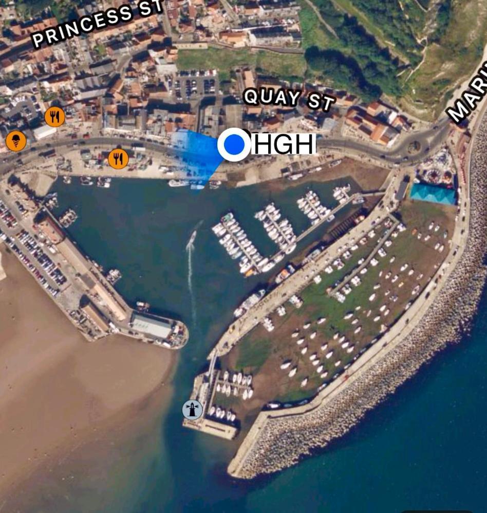 Herring Girl House - Harbourside Property, Sleeps 8 Scarborough Eksteriør bilde
